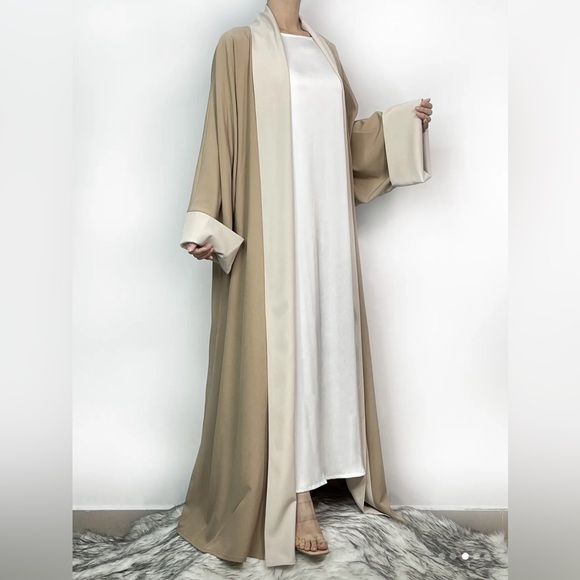 Color block long sleeve kaftan abaya - Picture 3 of 4